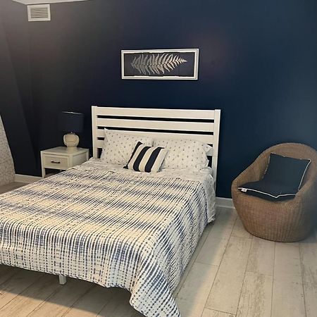 לייק וורת' Capri Inn & Apartments מראה חיצוני תמונה