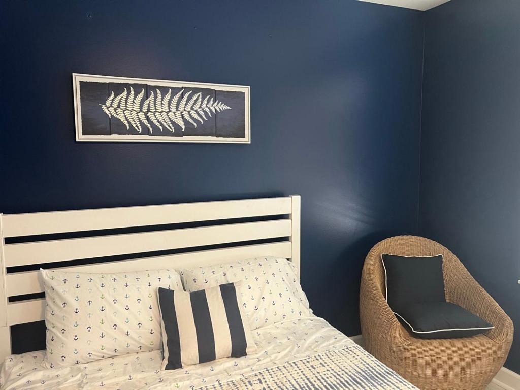 לייק וורת' Capri Inn & Apartments מראה חיצוני תמונה